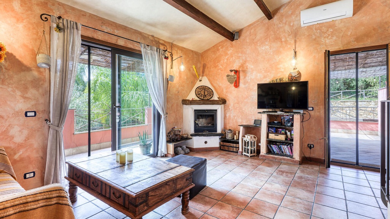 Photo of Bedroom in Caramagna Ligure