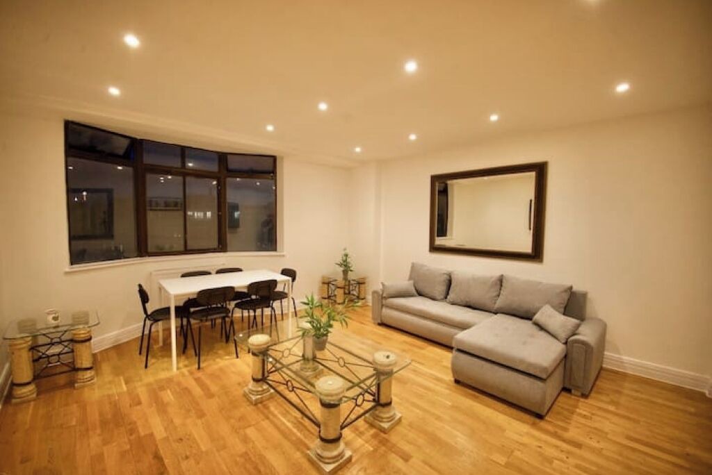 Photo of Livingroom in Brompton & Hans Town