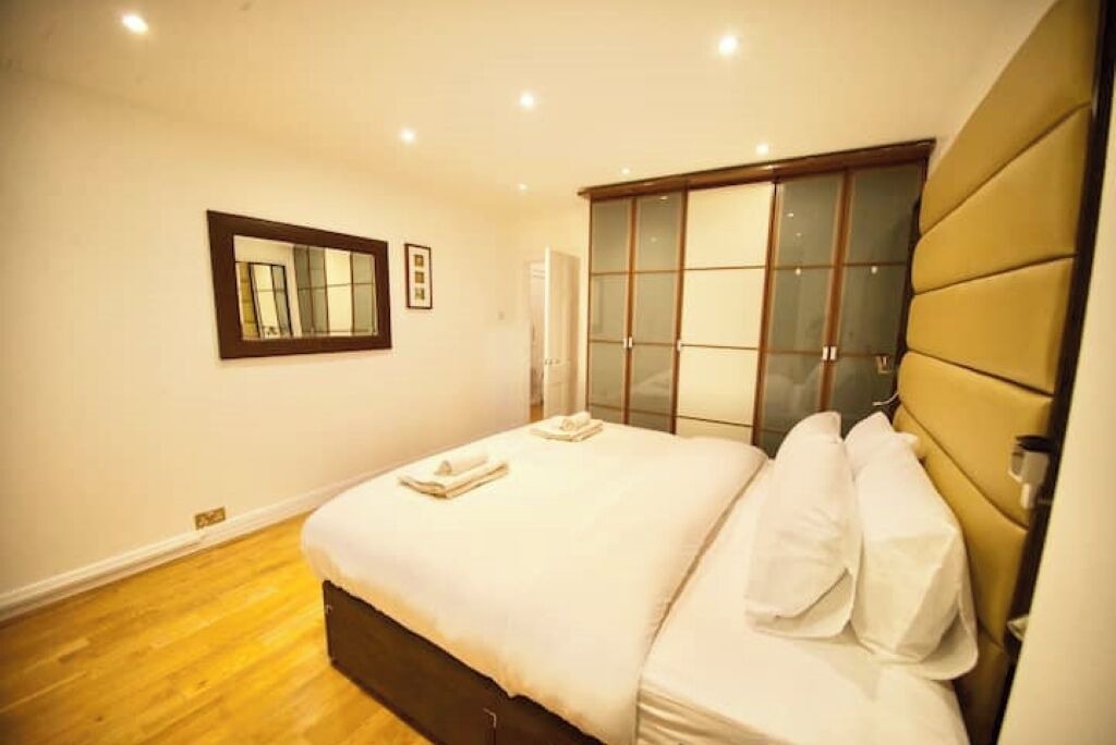Photo of Bedroom in Brompton & Hans Town