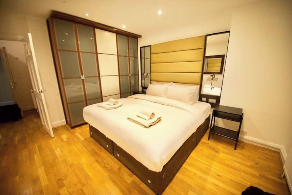 Photo of Bedroom in Brompton & Hans Town