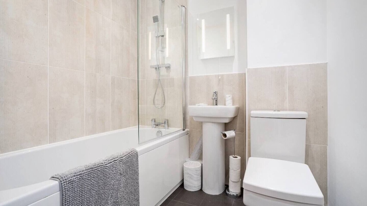Photo of Bathroom in Portsmouth City Centre