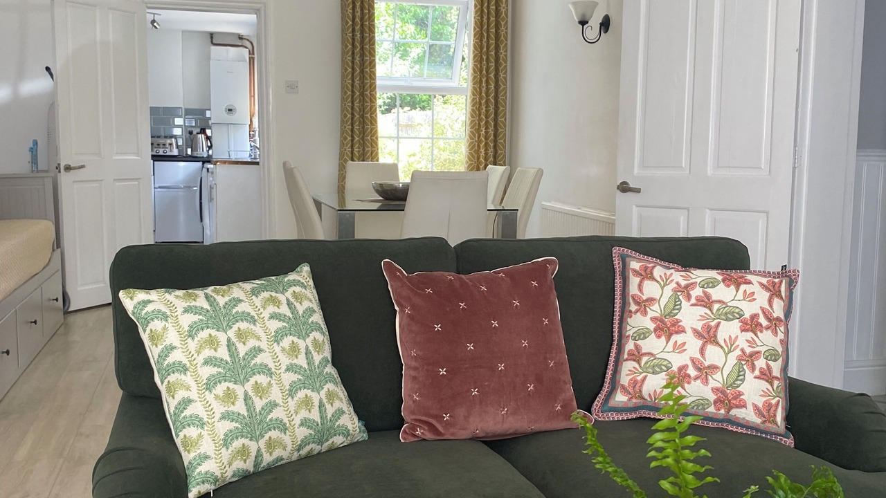 Photo of Livingroom in Colnbrook