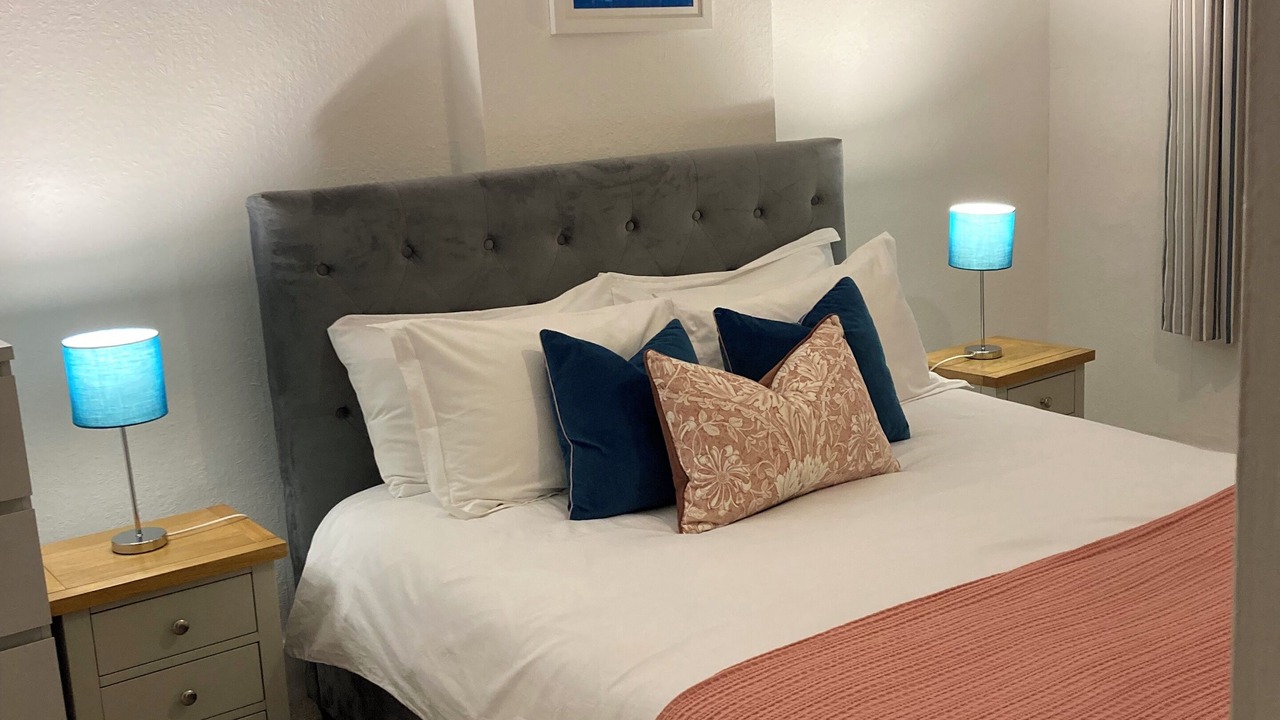 Photo of Bedroom in Colnbrook