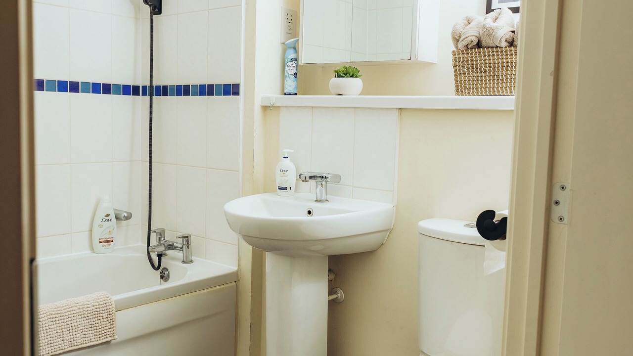 Photo of Bathroom in Bromley Common and Keston