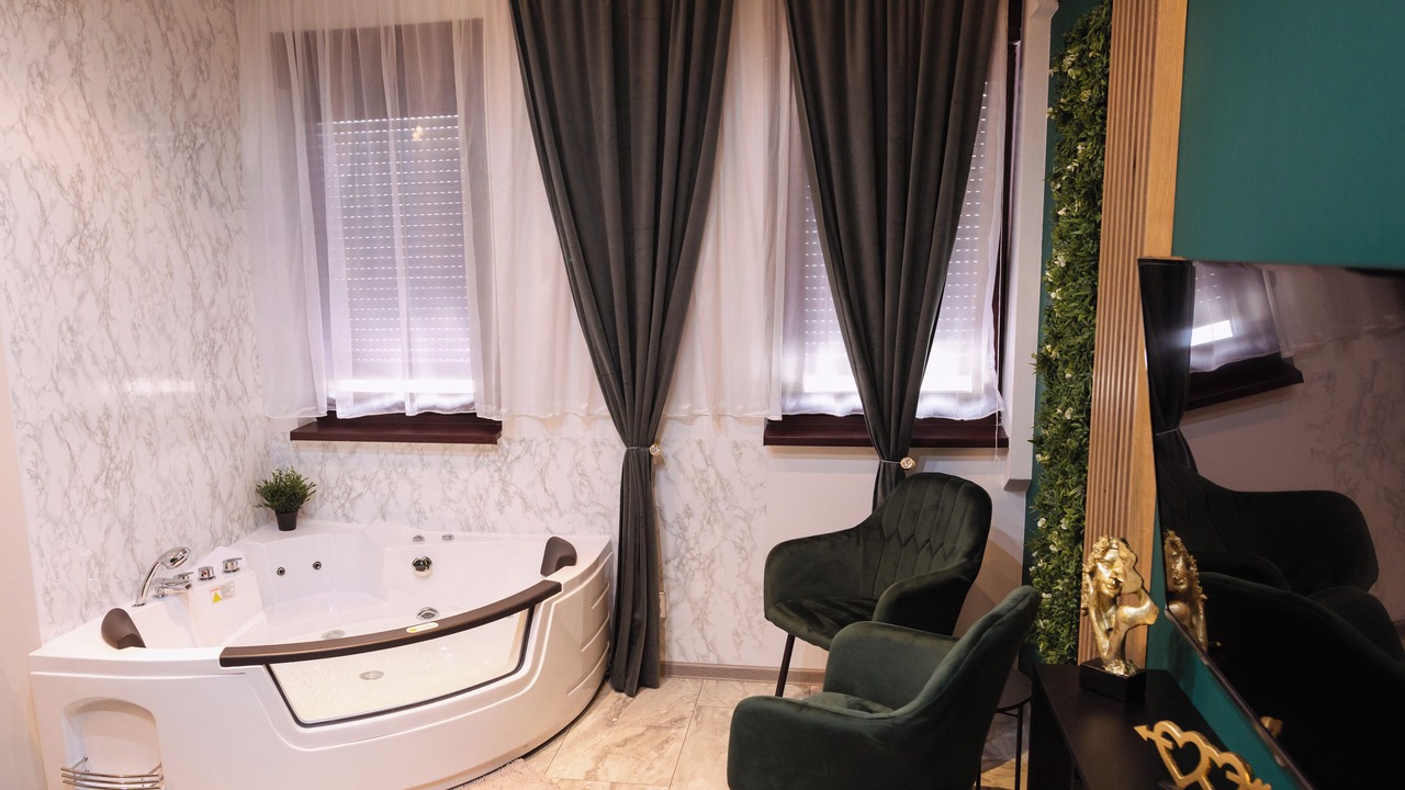 Photo of Bathroom in City Center