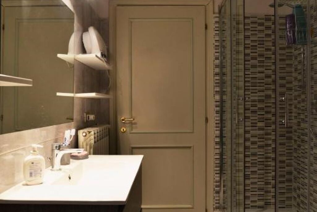 Photo of Bathroom in Old Town