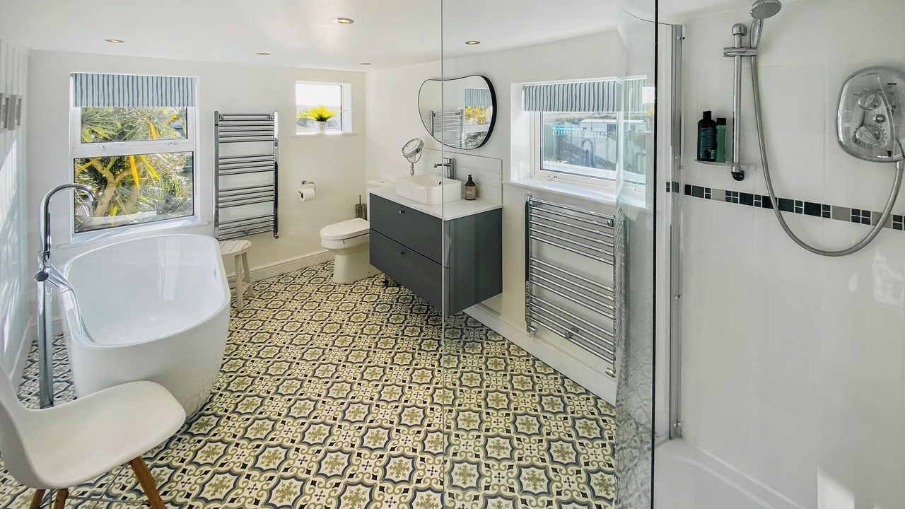 Photo of Bathroom in Crantock