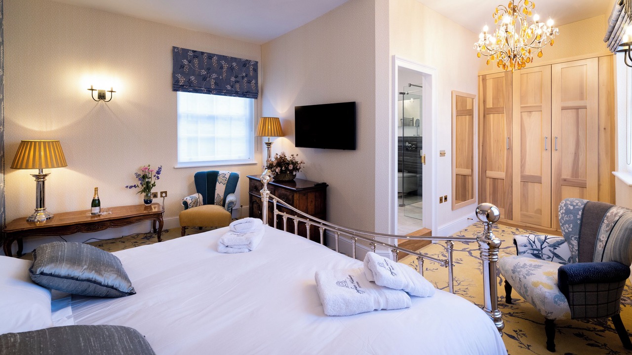 Photo of Bedroom in Oxford City Centre