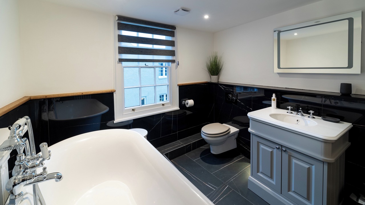 Photo of Bathroom in Oxford City Centre