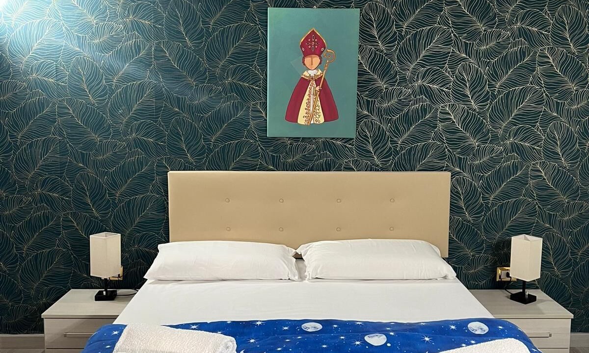 Photo of Bedroom in Naples City Centre