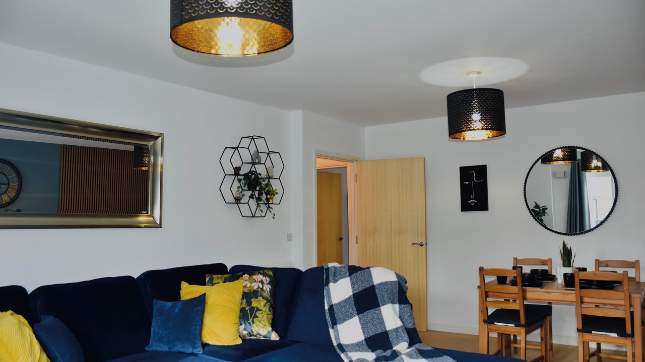 Photo of Livingroom in Newport Pagnell