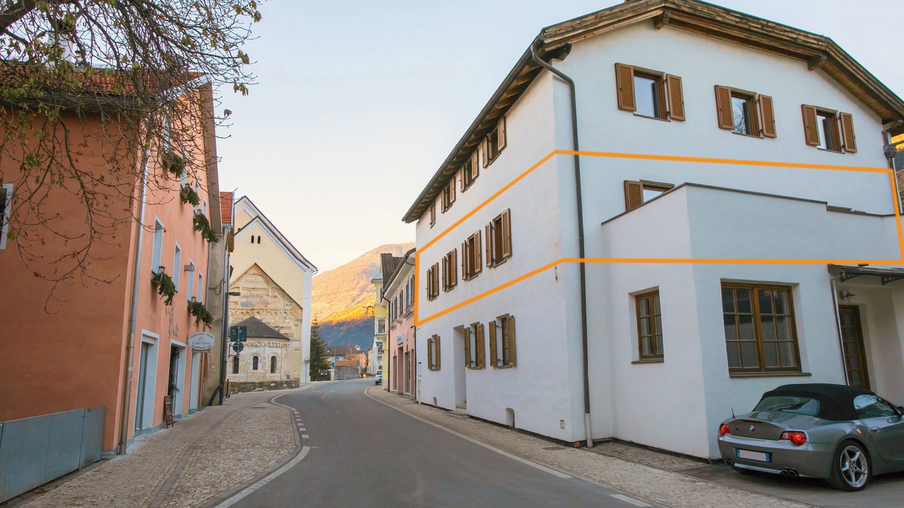 Photo of Outdoor in Laas