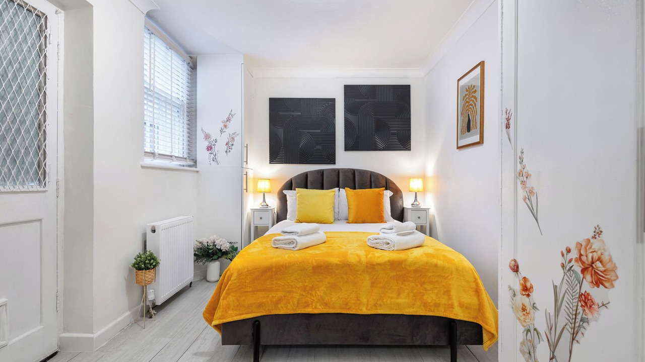 Photo of Bedroom in Chelsea Riverside