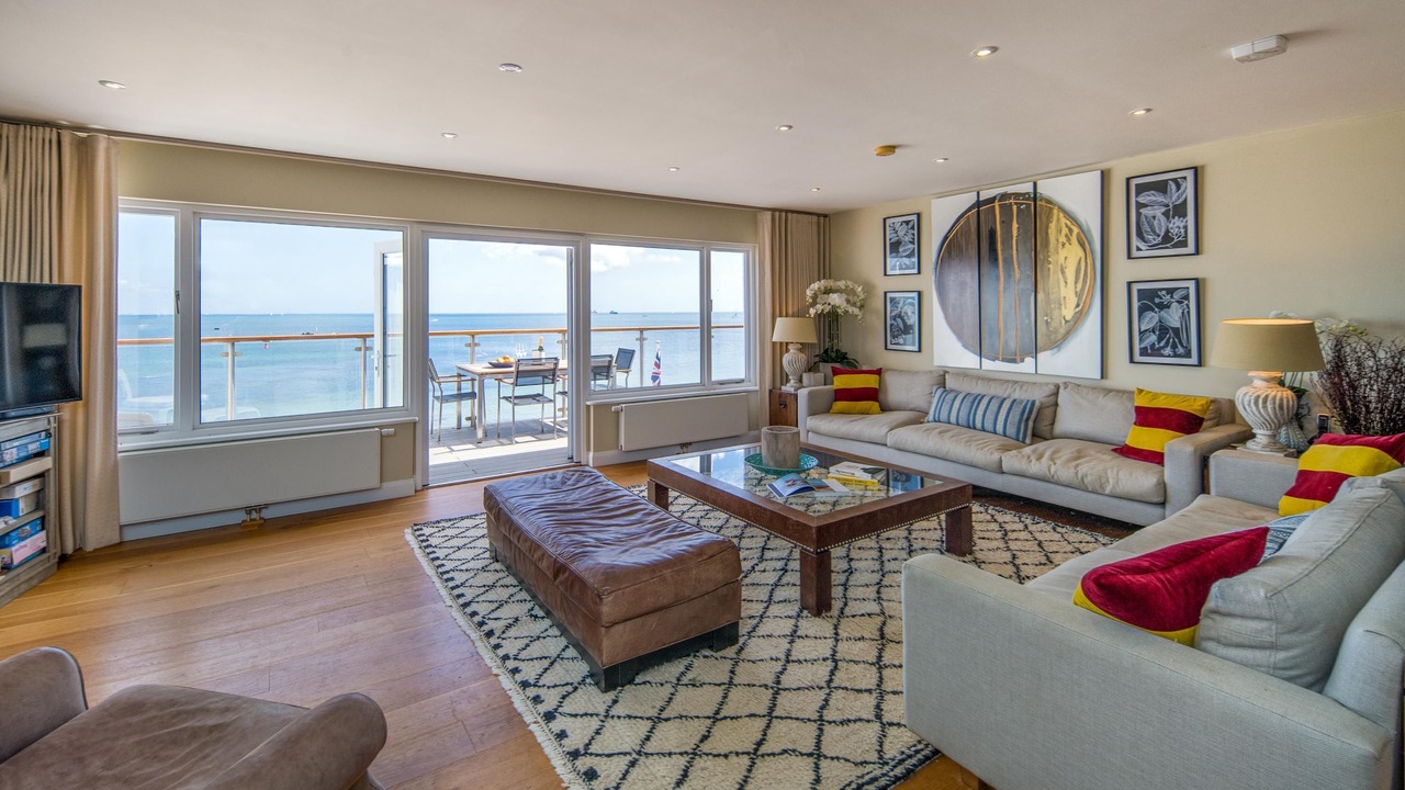 Photo of Livingroom in Seaview