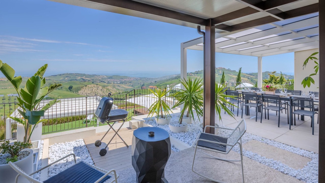 Photo of Outdoor in Atri