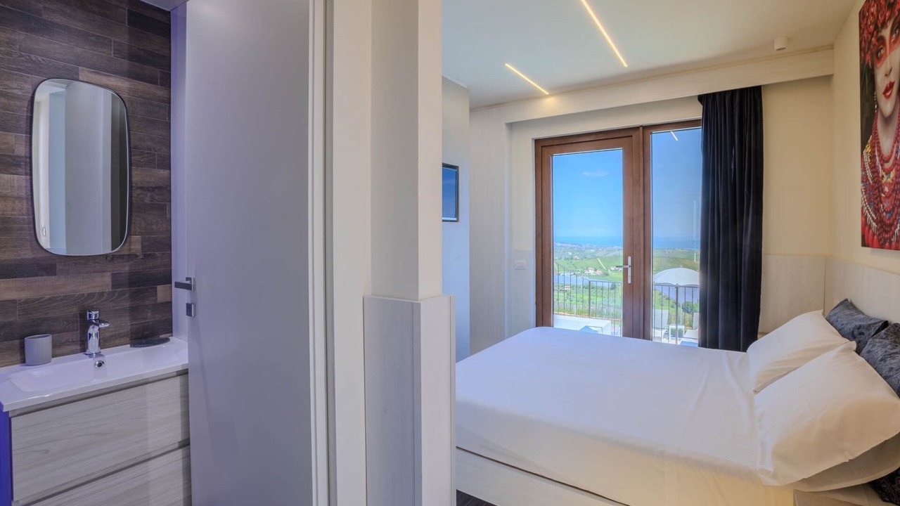 Photo of Bedroom in Atri