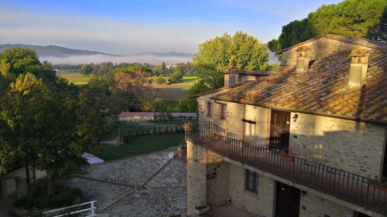 Photo of Outdoor in Montone