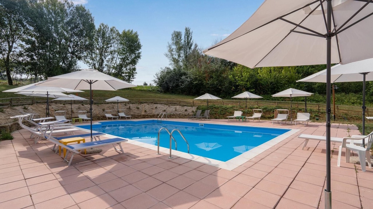 Photo of Outdoor in Montone