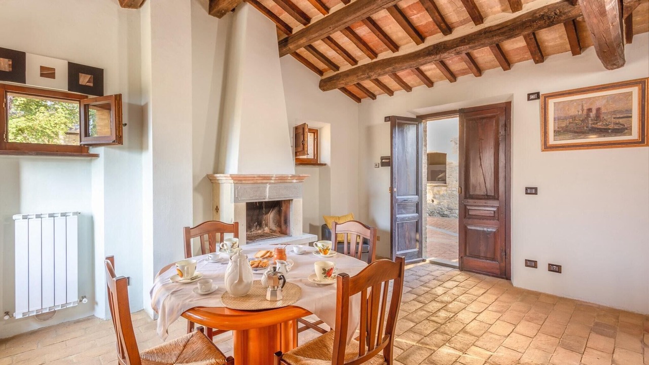 Photo of Livingroom in Montone