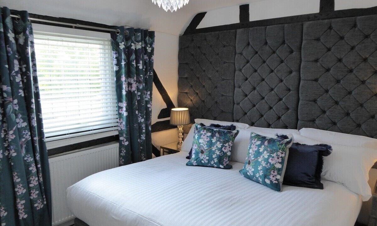 Photo of Bedroom in Aston Cantlow