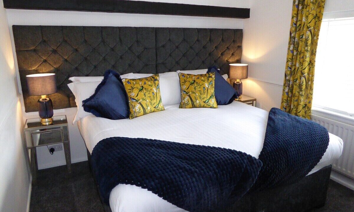 Photo of Bedroom in Aston Cantlow