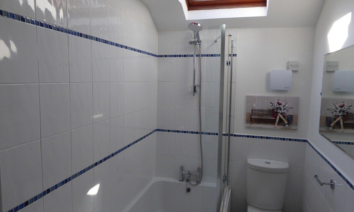 Photo of Bathroom in Aston Cantlow