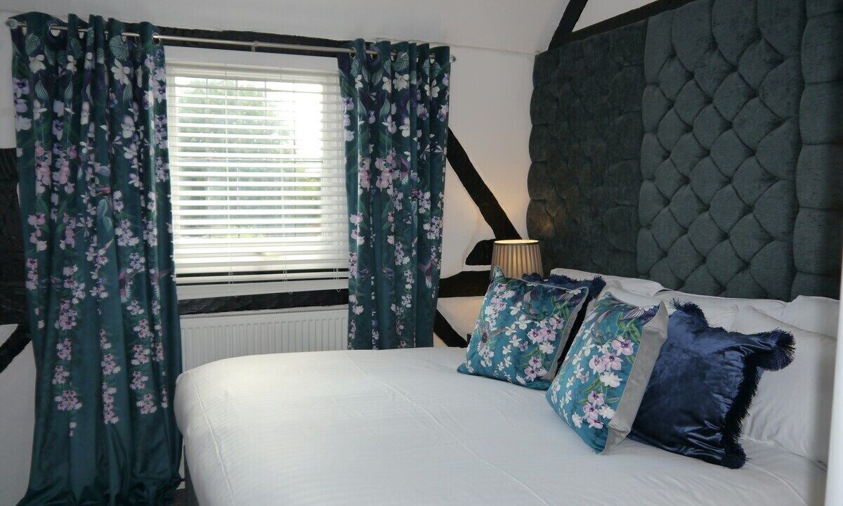 Photo of Bedroom in Aston Cantlow