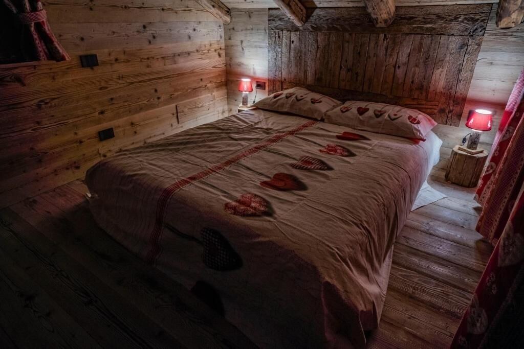 Photo of Bedroom in Frachey