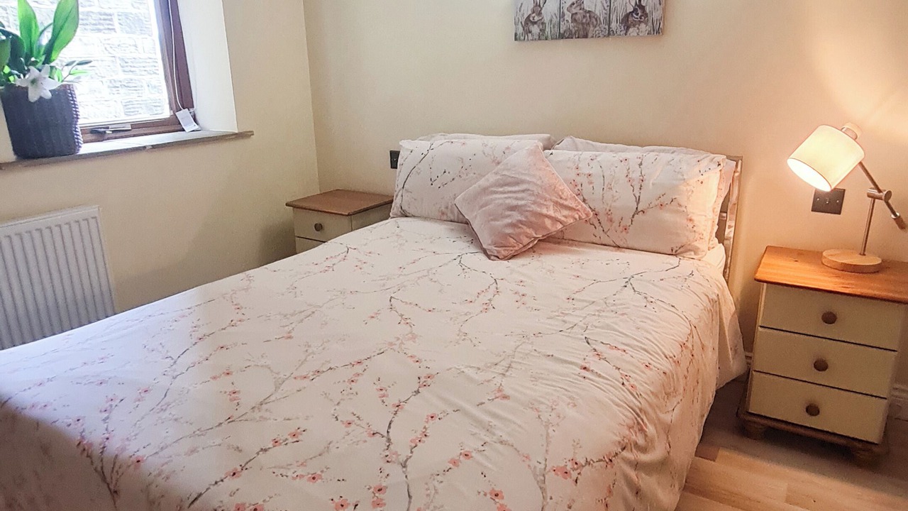 Photo of Bedroom in Hoylandswaine