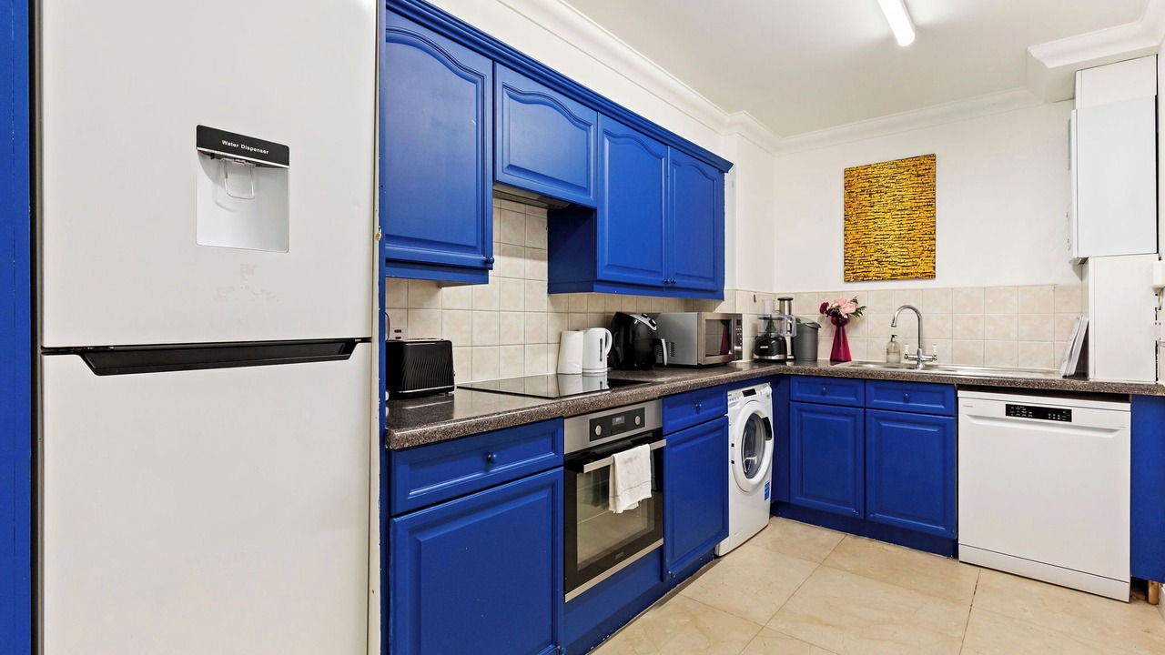 Photo of Kitchen in Mapesbury