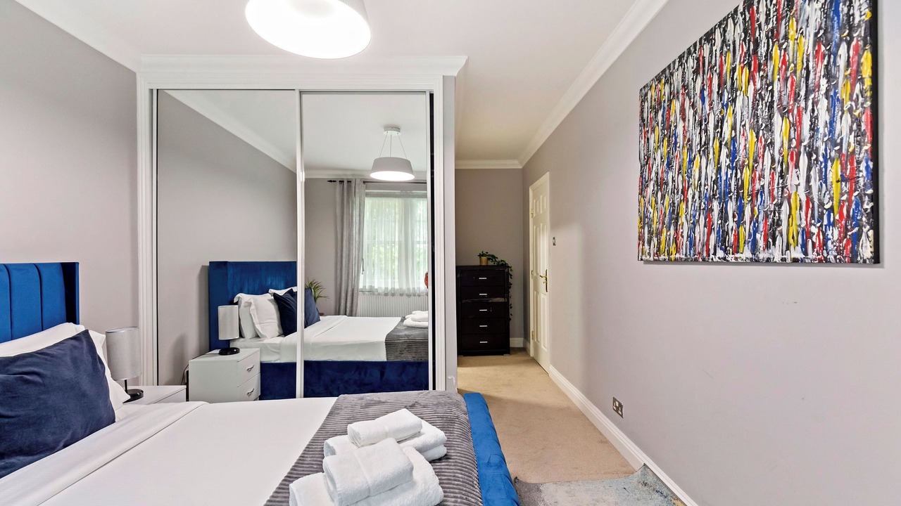 Photo of Bedroom in Mapesbury