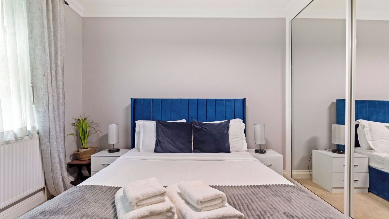 Photo of Bedroom in Mapesbury