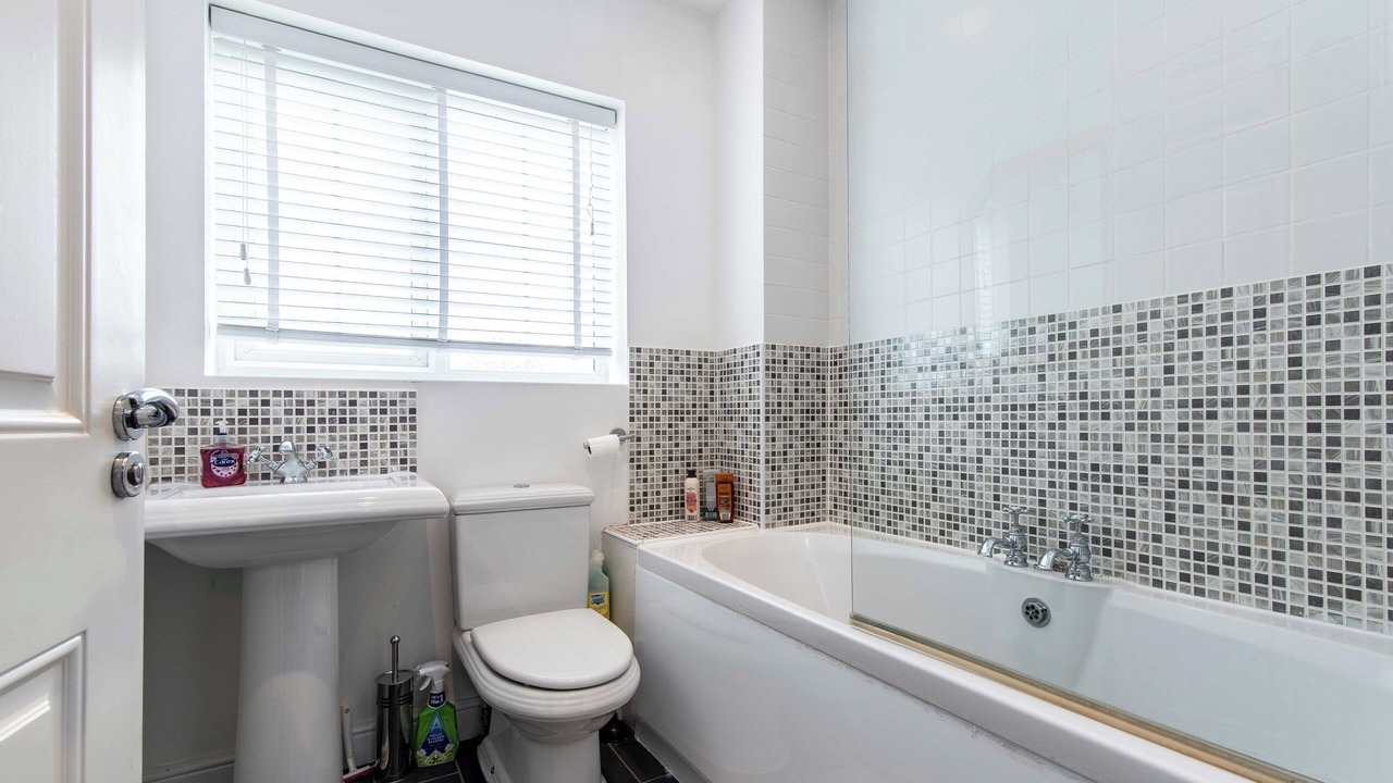 Photo of Bathroom in Silverstone