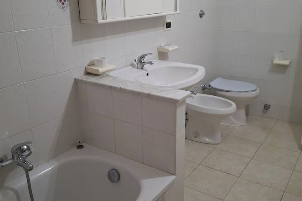 Photo of Bathroom in Paola