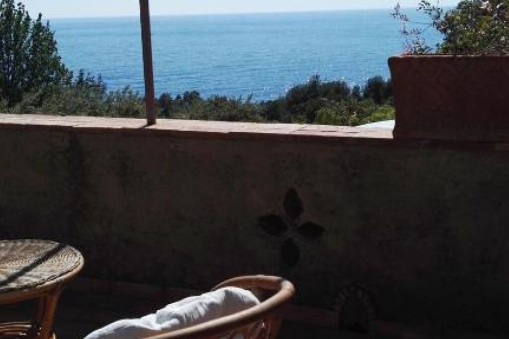 Photo of Outdoor in Cersuta