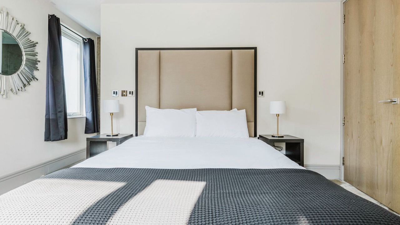 Photo of Bedroom in Primrose Hill
