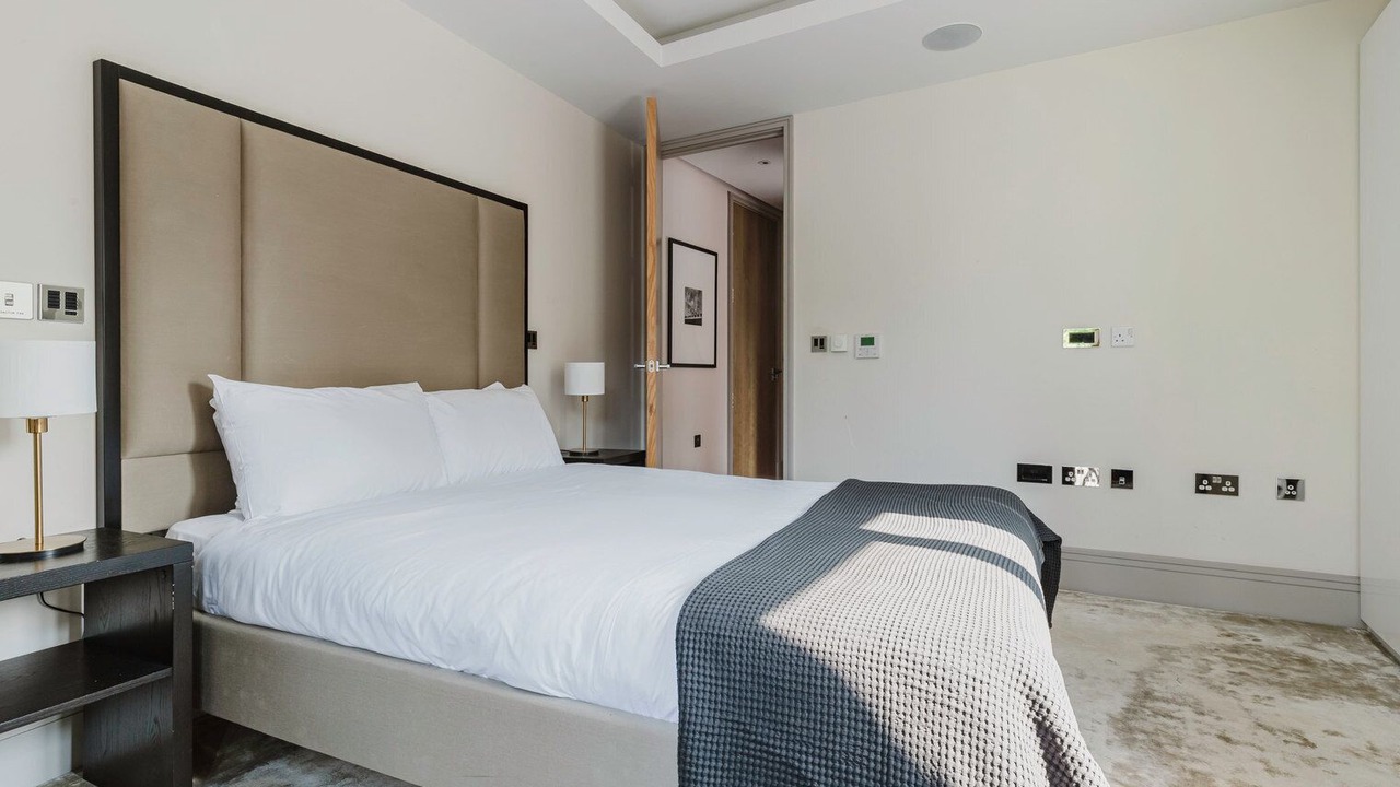 Photo of Bedroom in Primrose Hill