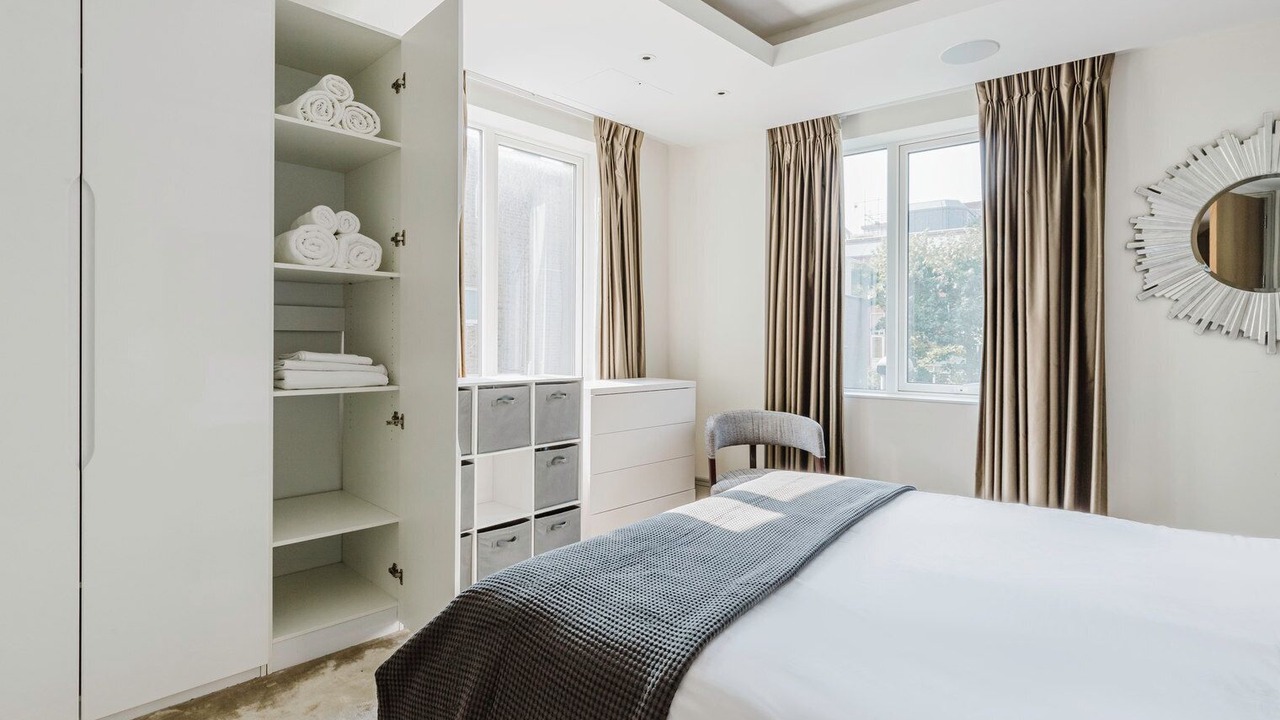 Photo of Bedroom in Primrose Hill
