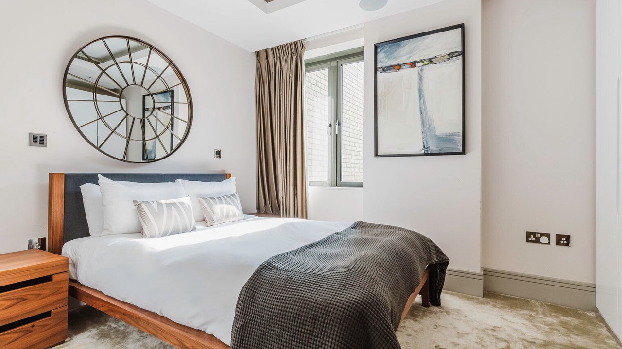 Photo of Bedroom in Primrose Hill