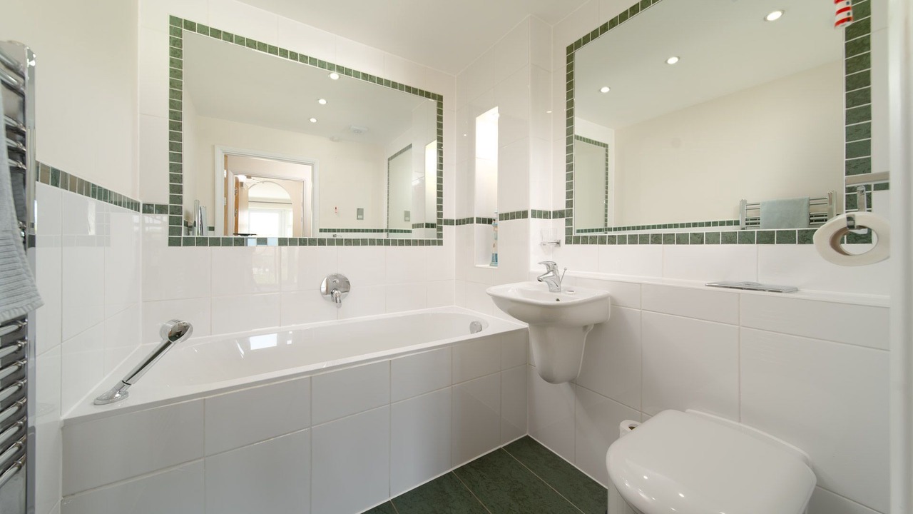 Photo of Bathroom in Mortehoe