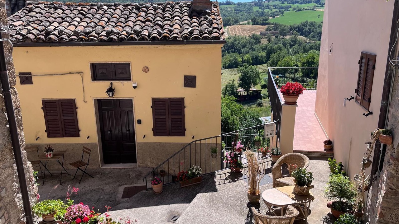 Photo of Patio Balcony in Montefortino