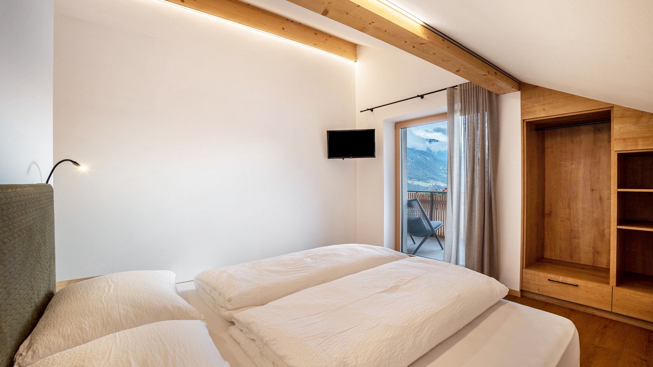 Photo of Bedroom in Naz