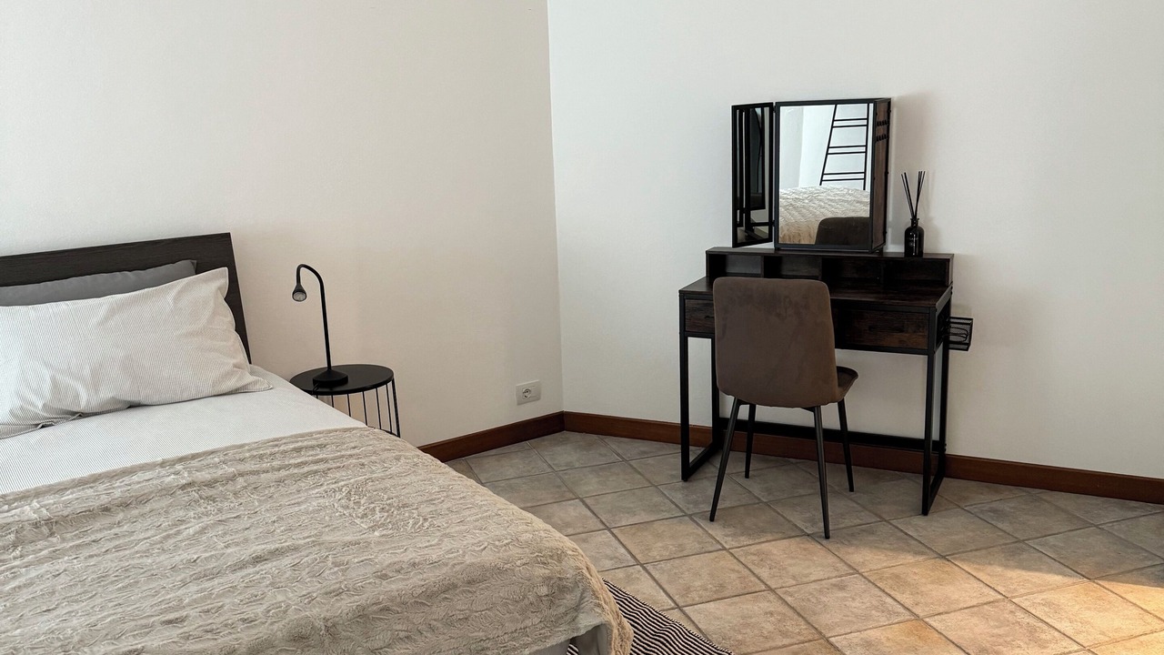 Photo of Bedroom in Mandello del Lario