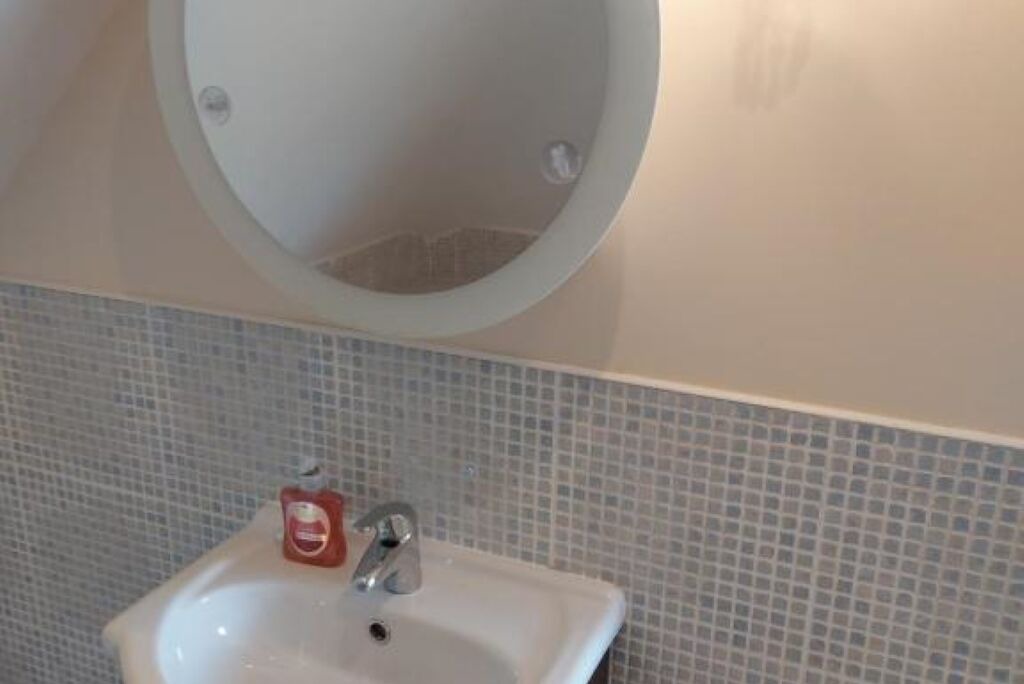 Photo of Bathroom in Helen's Bay