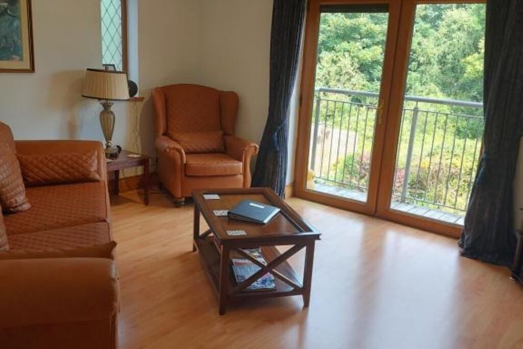 Photo of Livingroom in Helen's Bay