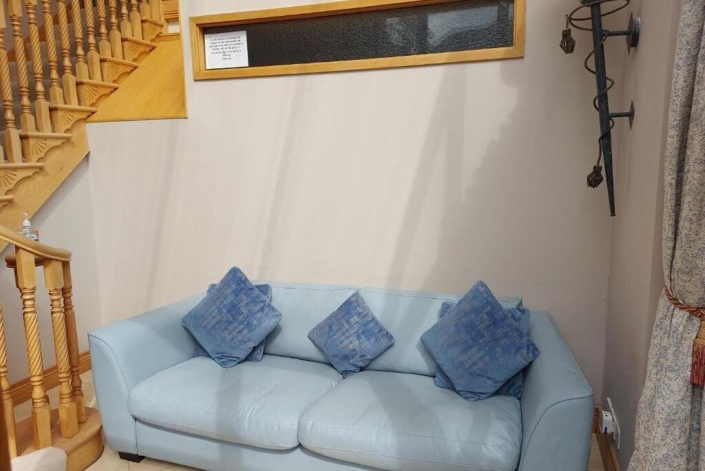 Photo of Livingroom in Helen's Bay