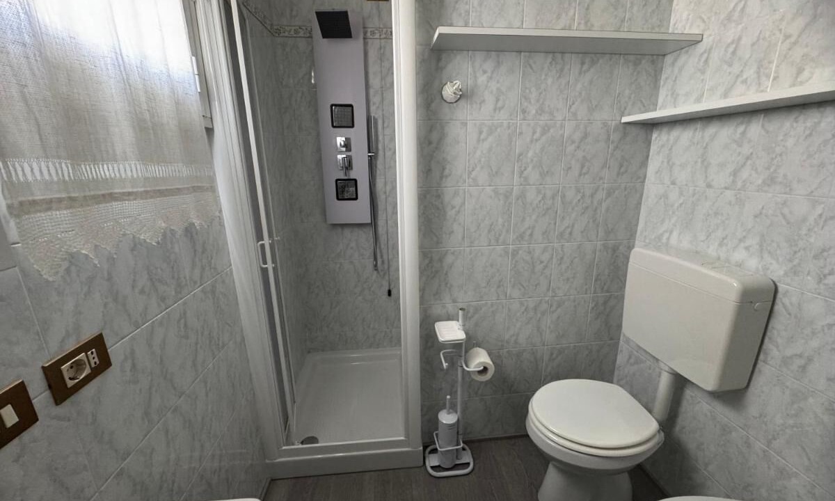 Photo of Bathroom in Someraro