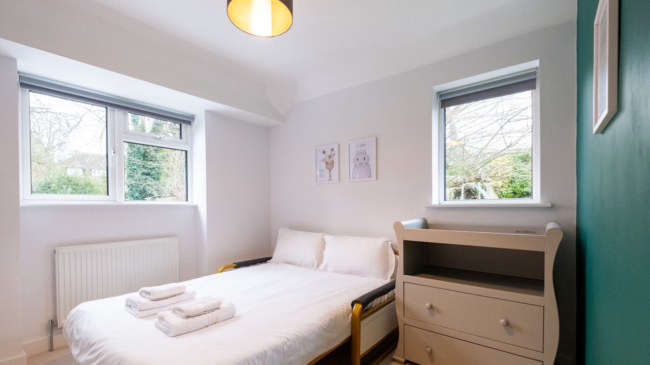 Photo of Bedroom in Pangbourne