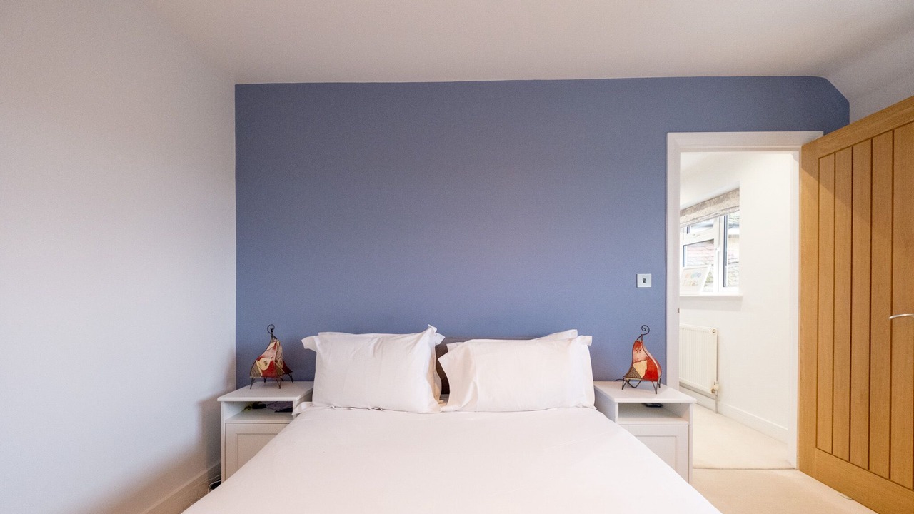 Photo of Bedroom in Pangbourne