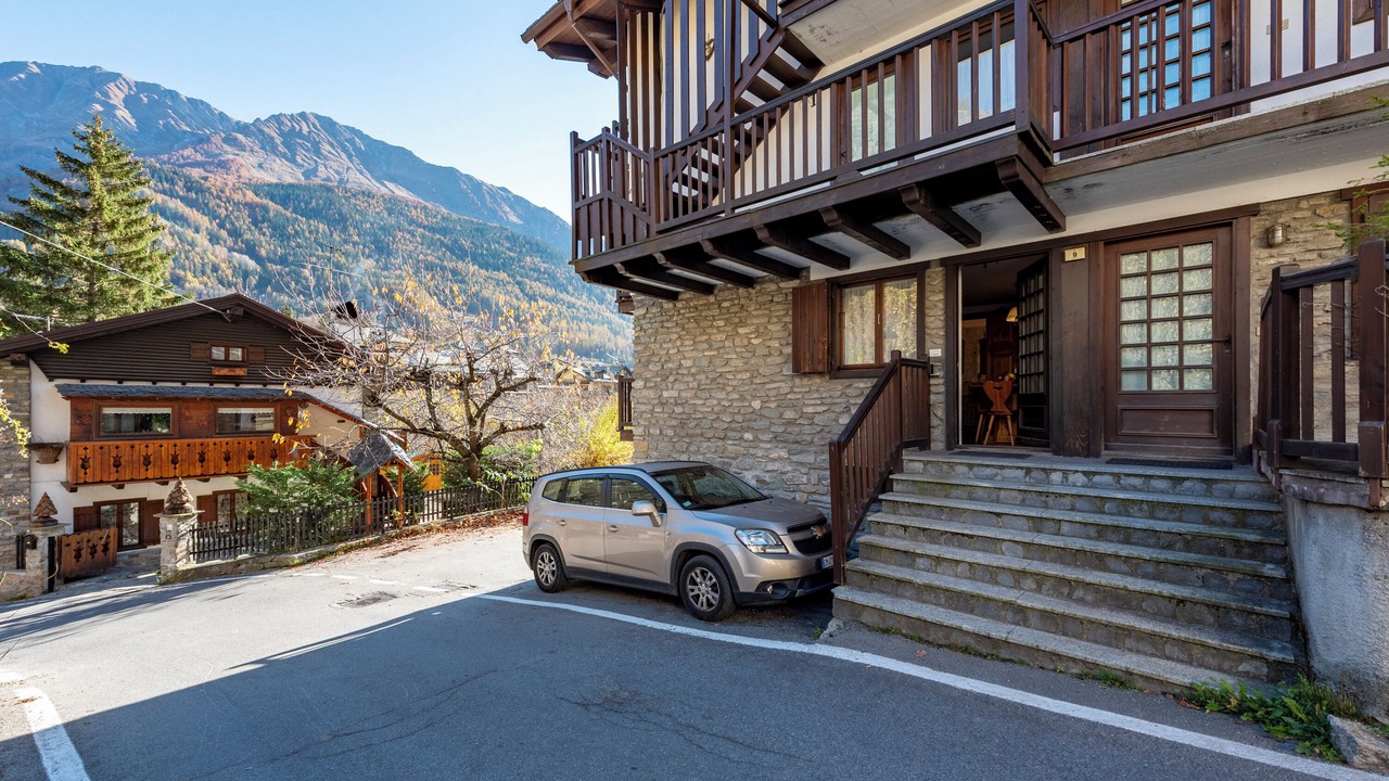 Photo of Others in Courmayeur